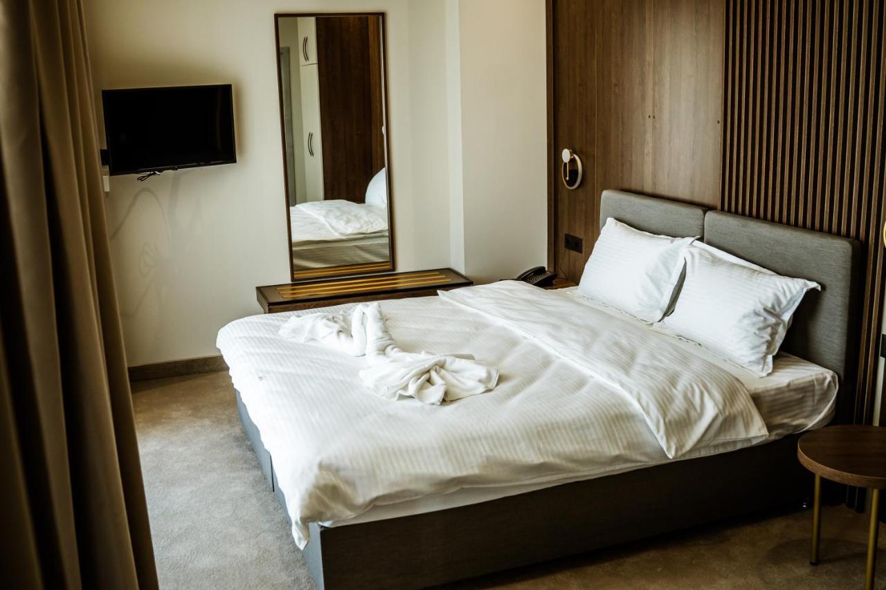 Sonio Boutique Hotel Мамая Екстер'єр фото